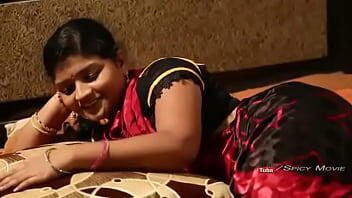 desimasala.co - Sashi aunty massage and romance by her servant