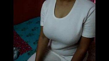 Hindi Sexy BF horny bhabhi and devar clear Hindi audio - MP4 High Quality